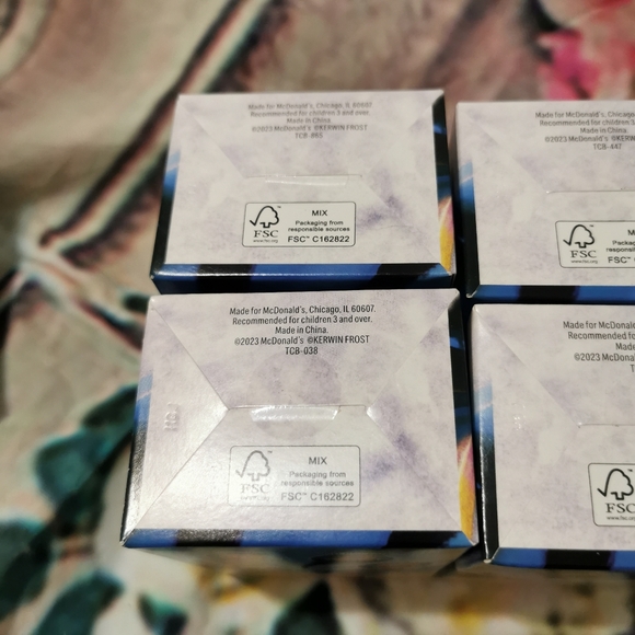 SEALED McDonalds 2023 The Artist Box  McNugget Buddies Complete set of 6 NIB - Picture 5 of 7